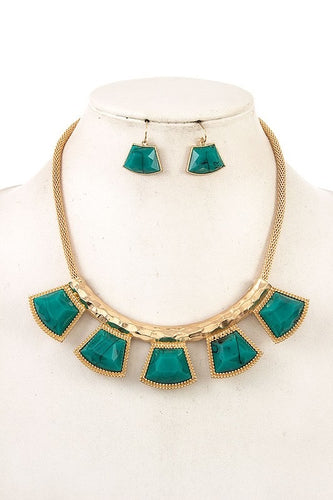 Green Faceted Bib Necklace Set